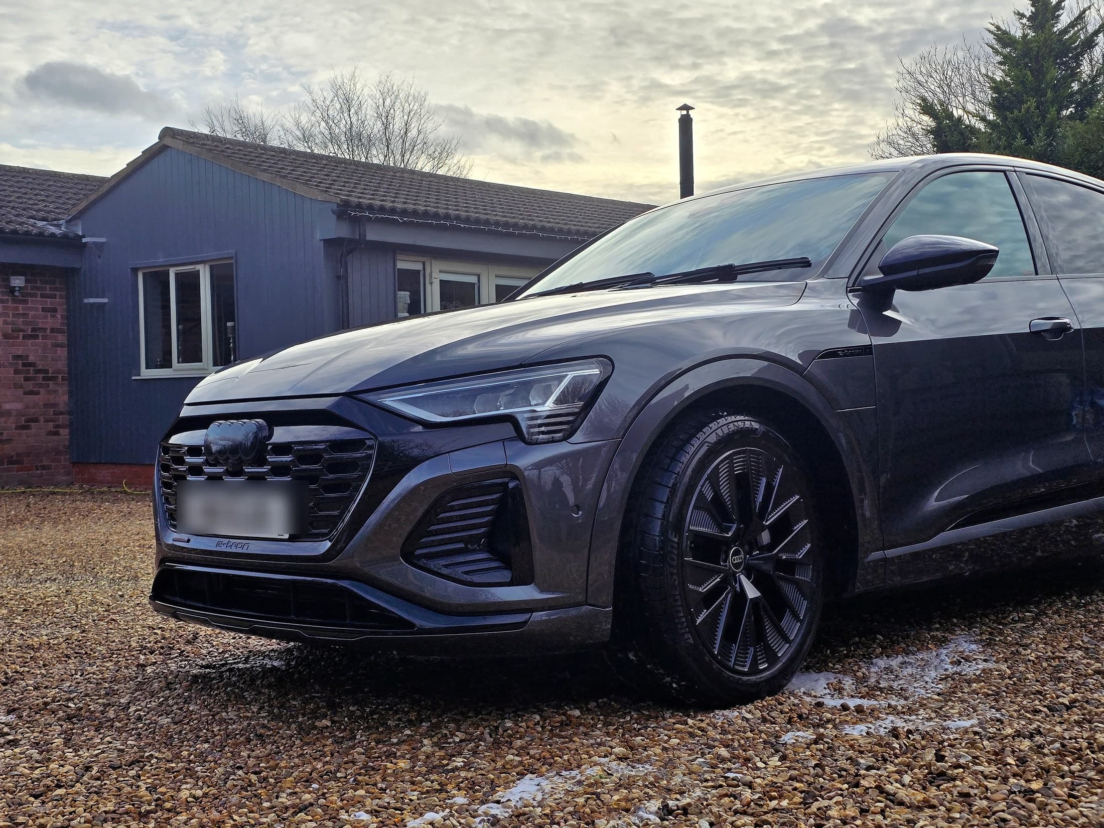 Grey Audi Q8 e-tron gleaming after a Maintenance Plus valet by Blue Horizon Detailing in Ryton-on-Dunsmore
